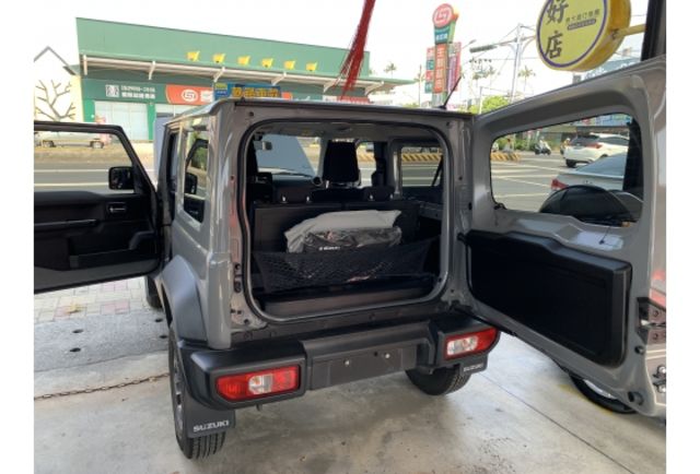 Suzuki JIMNY  第3張相片