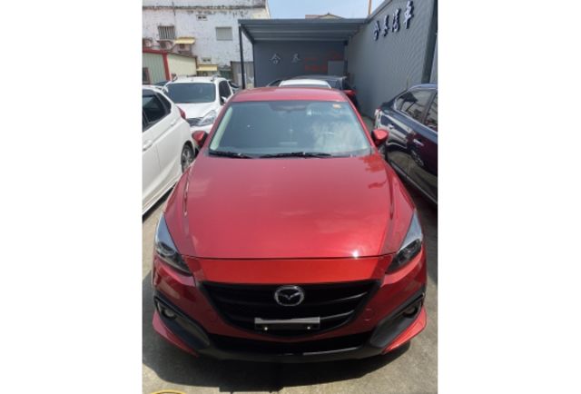 Mazda MAZDA3  第1張相片