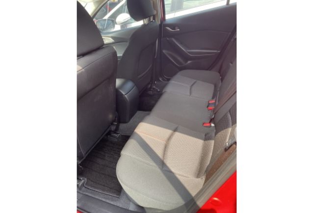 Mazda MAZDA3  第6張相片