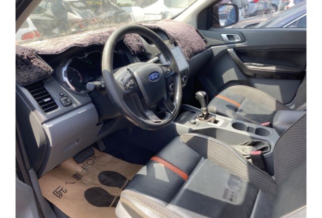 Ford RANGER  第6張相片