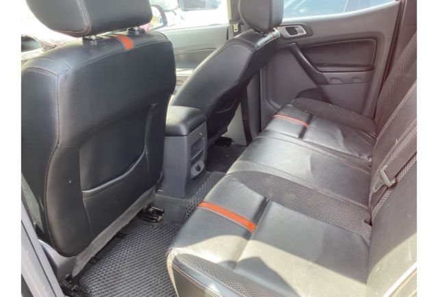 Ford RANGER  第7張相片