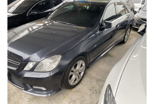 Benz E250 CGI  第2張相片