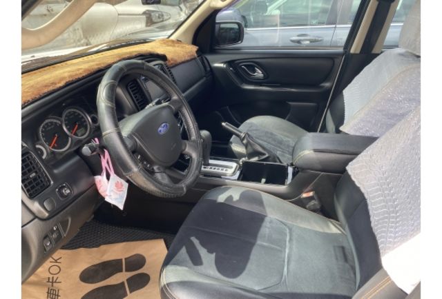Ford ESCAPE  第5張相片