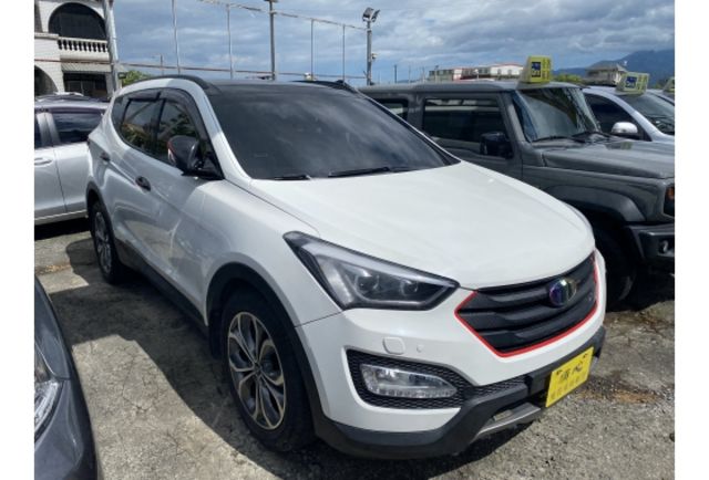 Hyundai SANTAFE  第2張相片