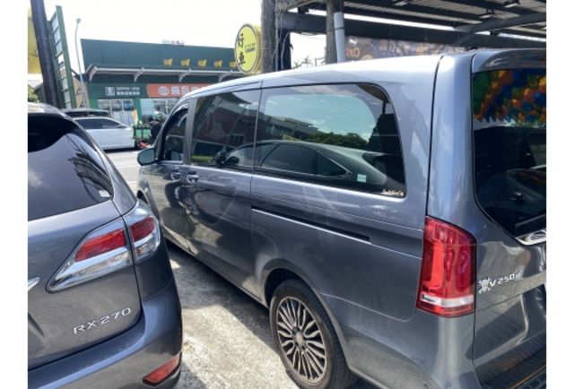 Benz V250d  第3張相片