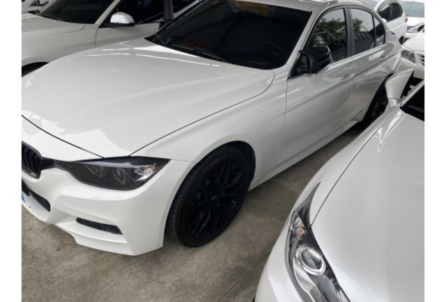BMW 328I  第5張相片