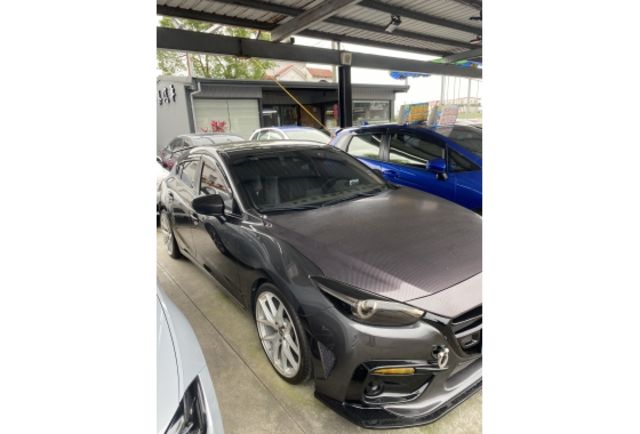 Mazda MAZDA3  第1張相片