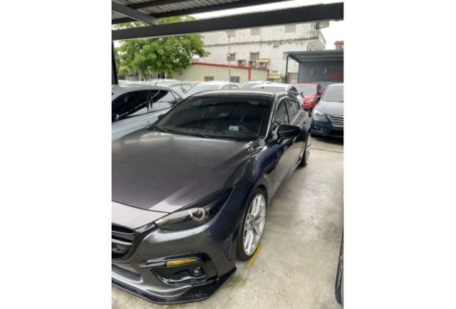 Mazda MAZDA3  第2張相片