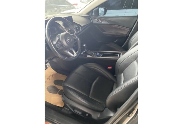 Mazda MAZDA3  第6張相片