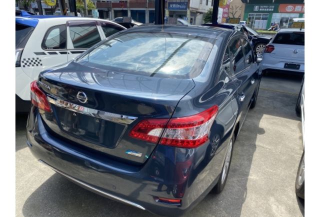Nissan SENTRA  第4張相片