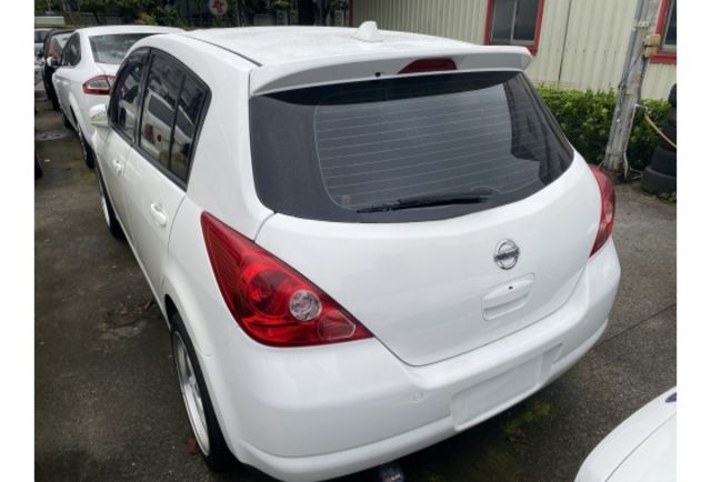 Nissan TIIDA  第3張相片