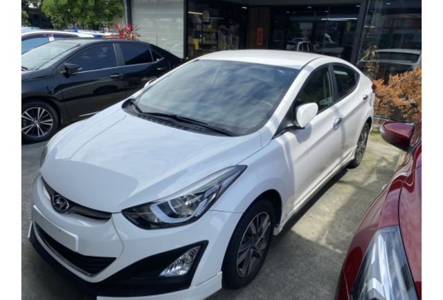 Hyundai ELANTRA  第2張相片