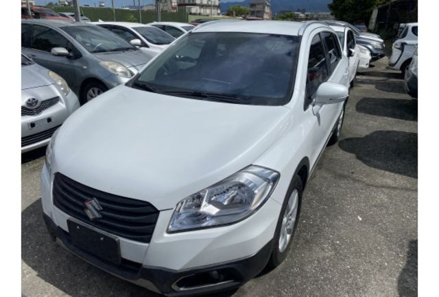 Suzuki SX4  第2張相片