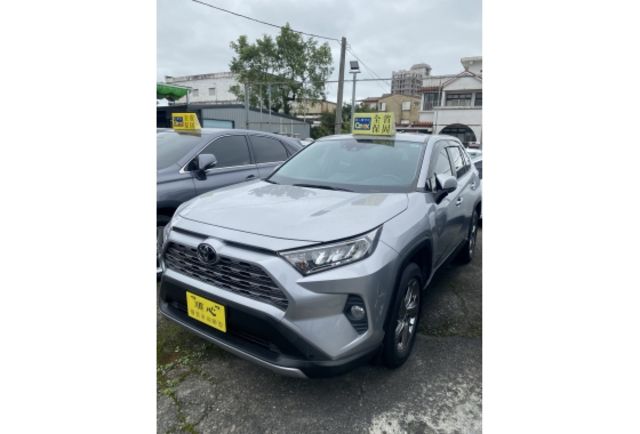 Toyota RAV4  第2張相片