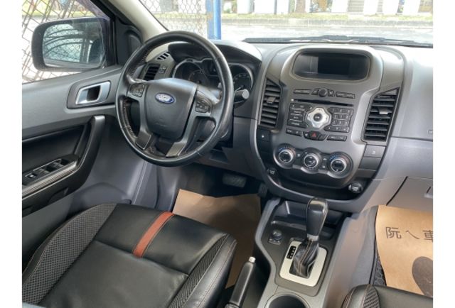 Ford RANGER  第6張相片