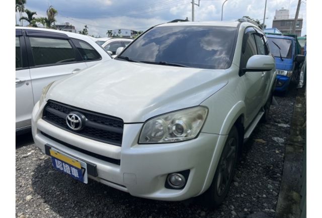 Toyota RAV4  第1張相片
