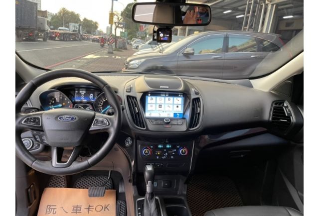 2018年KUGA 1.5 原鈑件 認證車 里程保證 一手車  第11張相片