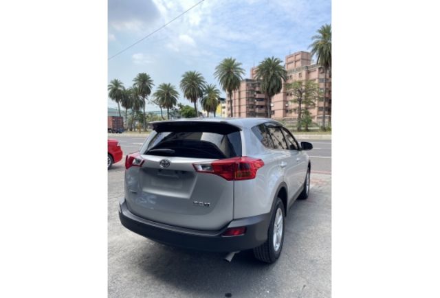 2014年RAV4頂級2.0Ei代步車 一手車 原版件 里程保證 實車實價 保證有車  第6張相片