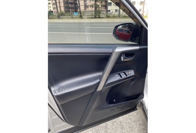 2014年RAV4頂級2.0Ei代步車 一手車 原版件 里程保證 實車實價 保證有車  第9張相片