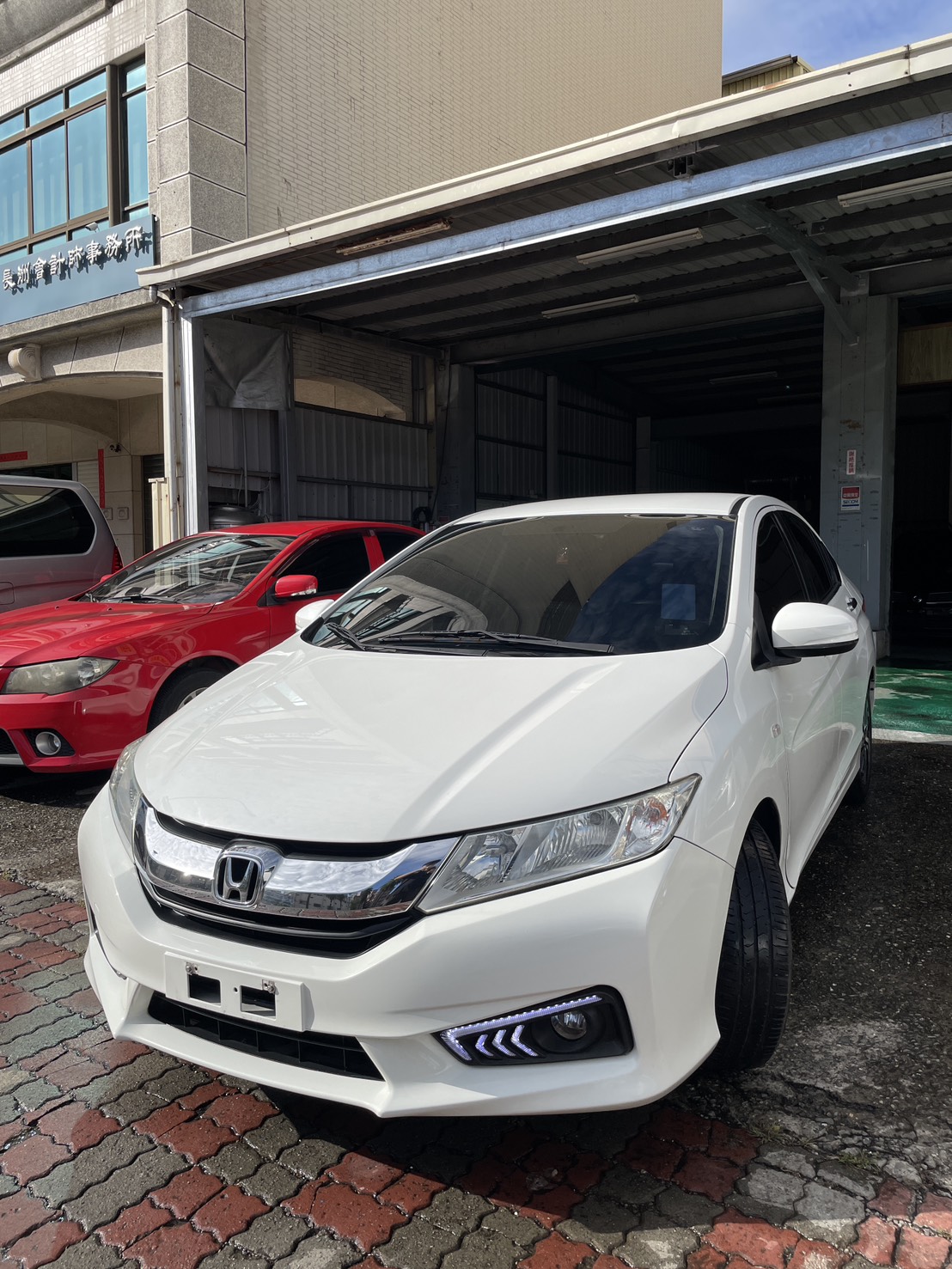 2017年CITY VTI-S 1.5 原版件/認證車/里程保證/代步車  第1張相片
