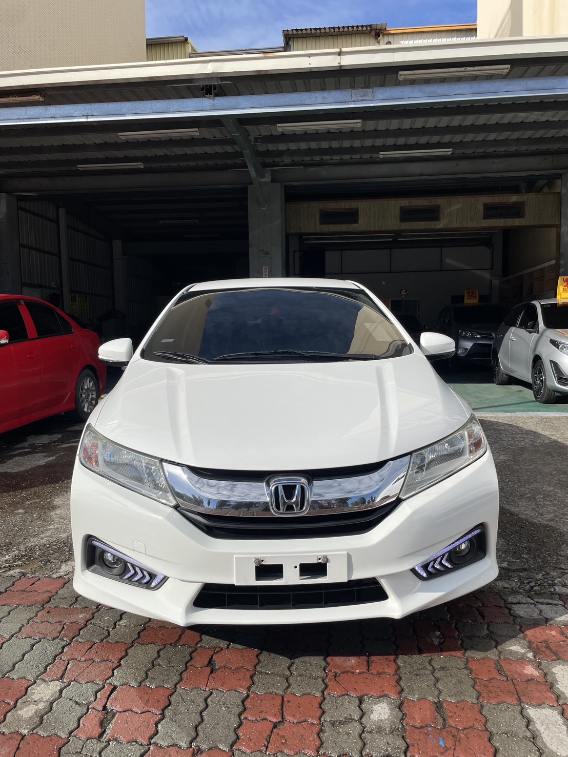 2017年CITY VTI-S 1.5 原版件/認證車/里程保證/代步車  第2張相片