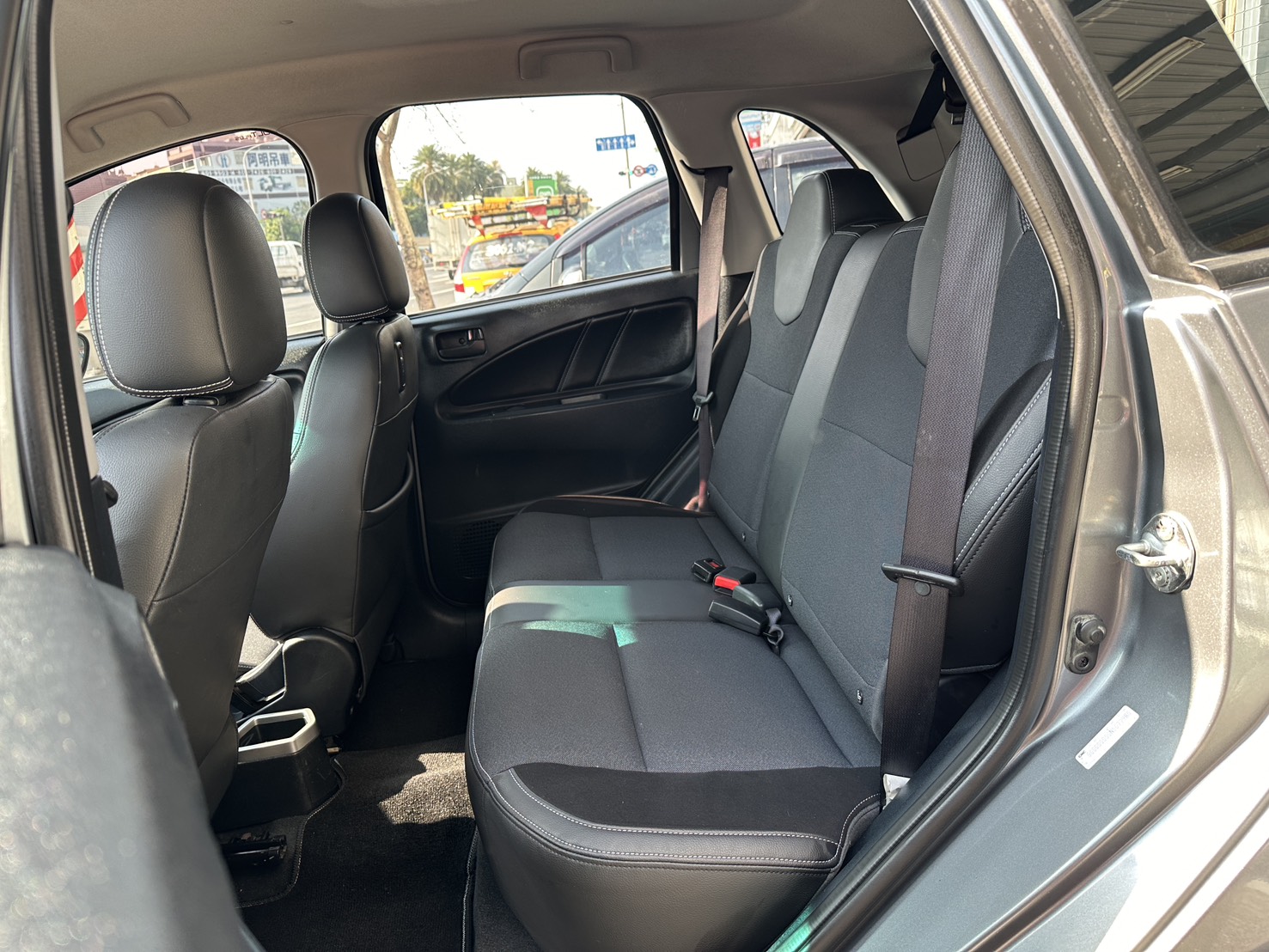 2019年Colt plus 原廠保養 里程保證。  第7張相片