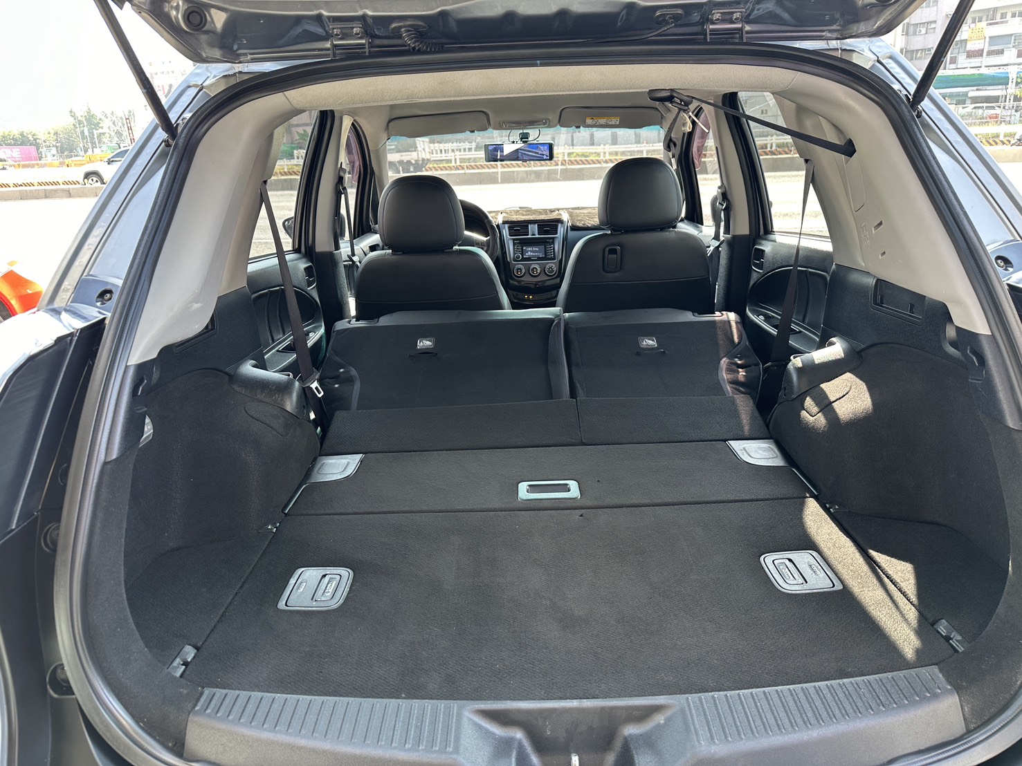 2019年Colt plus 原廠保養 里程保證。  第14張相片