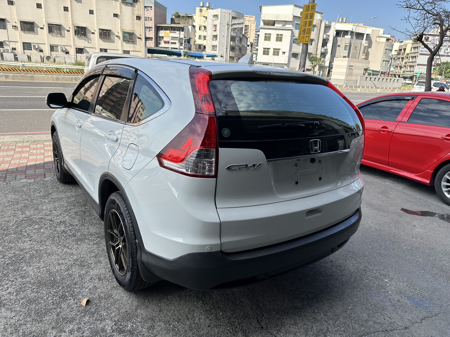 2012年CRV休旅車2.4/代步車/五門車/認證車/里程保證  第3張相片