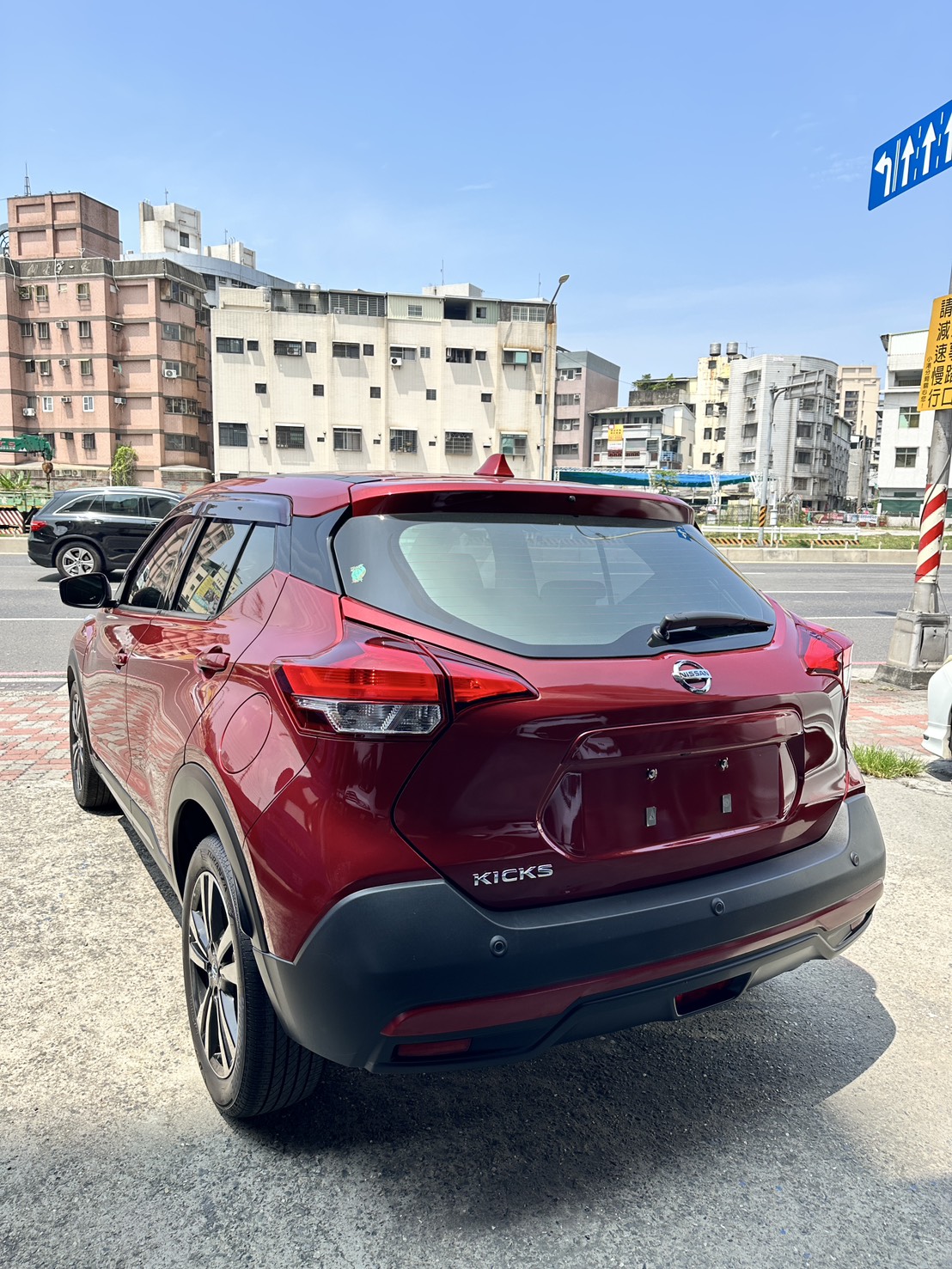 2018年Kicks原廠保養 認證車 里程保證  第3張相片
