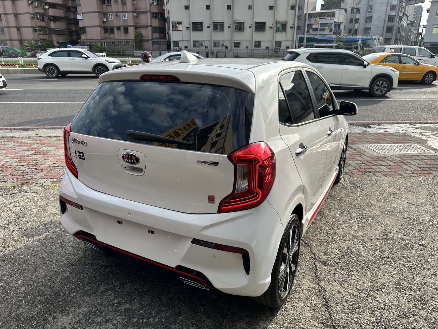 2021年KIA Picanto-GT版 1.2 五門小車 代步車 大學生代步車   第6張相片