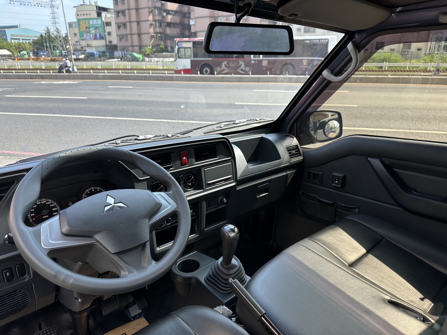2021年得利卡貨車/原廠保養/原版件 認證車/里程保證/  第7張相片