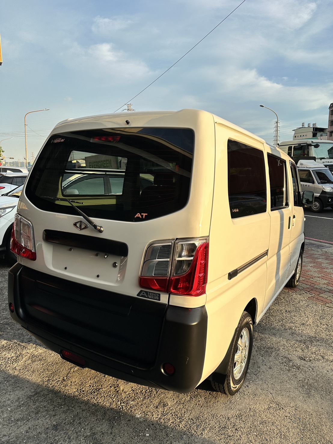 2020年自排菱利A180箱型車 5人座，原鈑件 認證車 里程保證 實車實價 保證有車  第2張相片