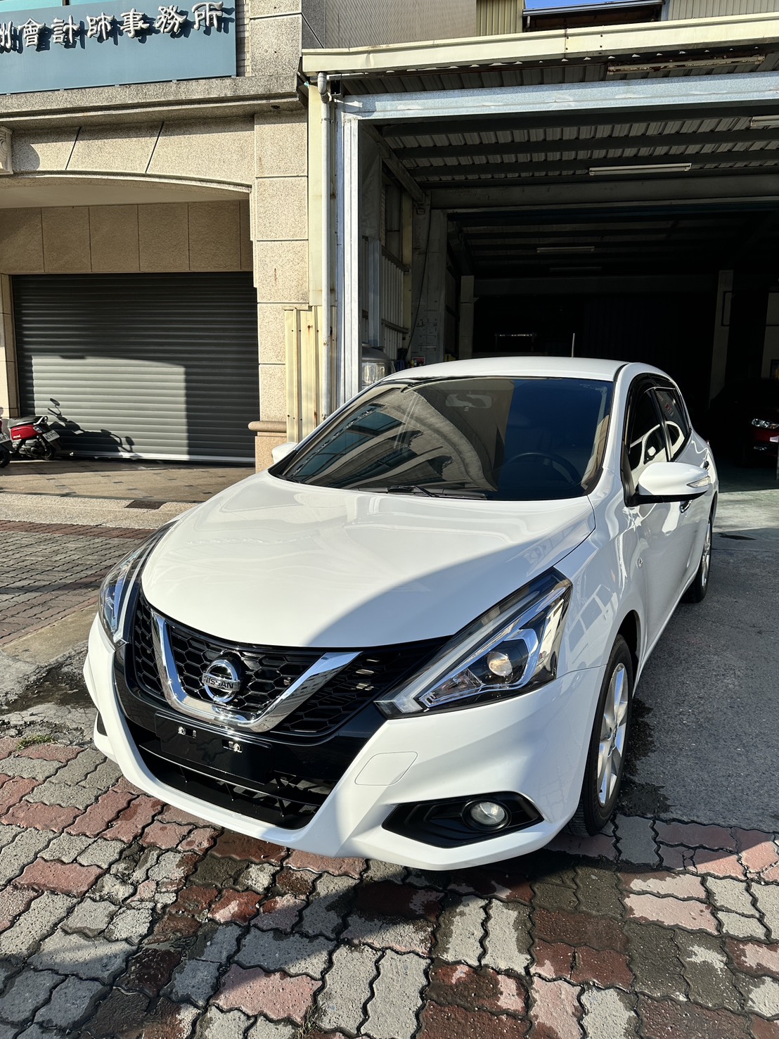 2022年iTIIDA僅跑1萬多公里 - 里程保證  一手車 原版件 原廠保養 認證車實車實價 保證有車  第1張相片