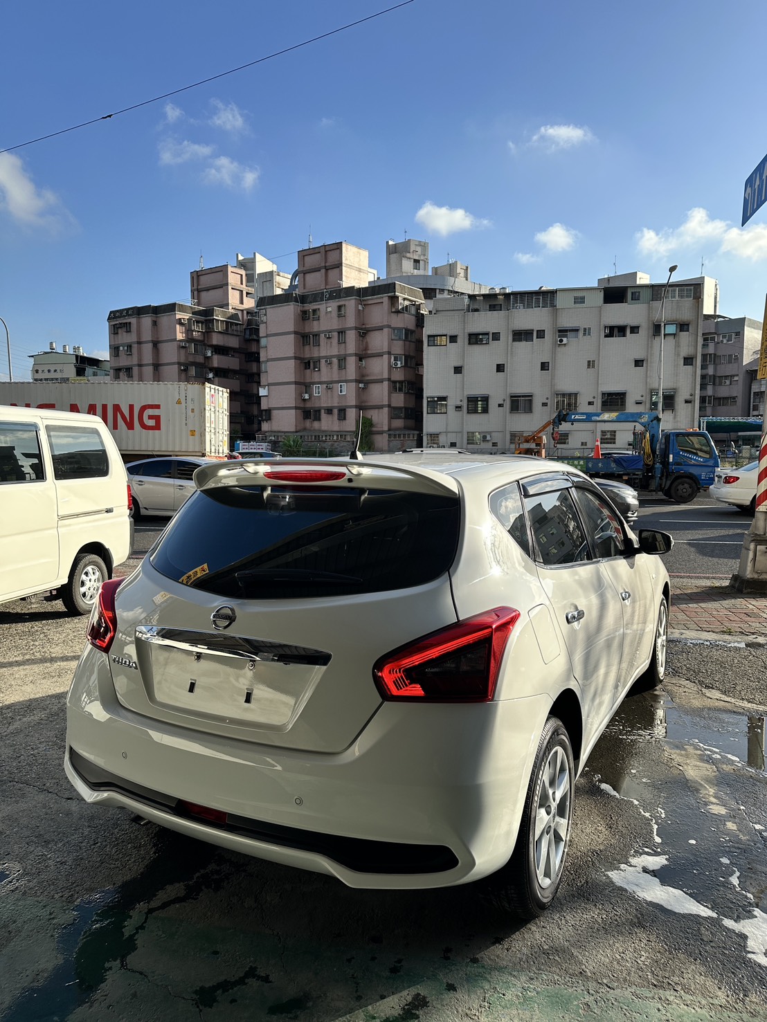 2022年iTIIDA僅跑1萬多公里 - 里程保證  一手車 原版件 原廠保養 認證車實車實價 保證有車  第2張相片