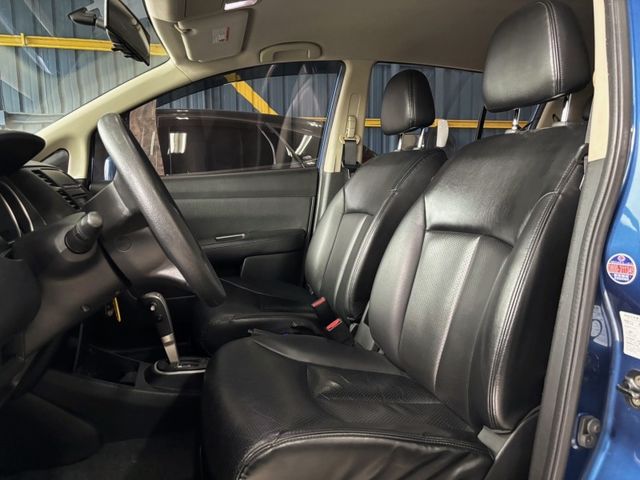 Nissan Tiida  第1張相片