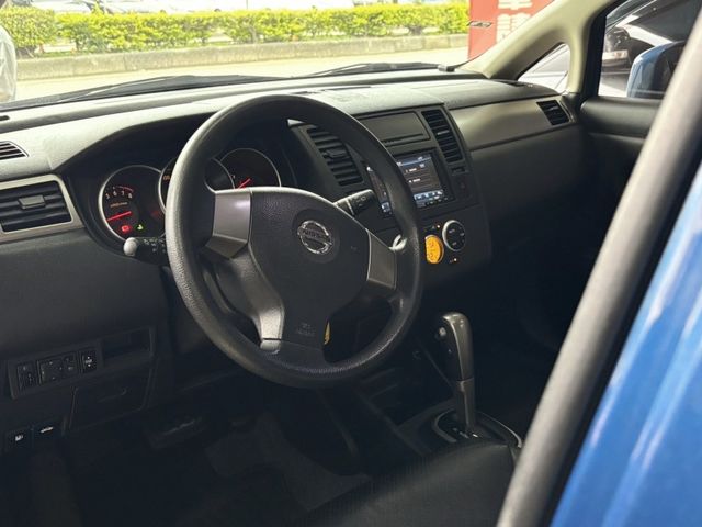 Nissan Tiida  第9張相片
