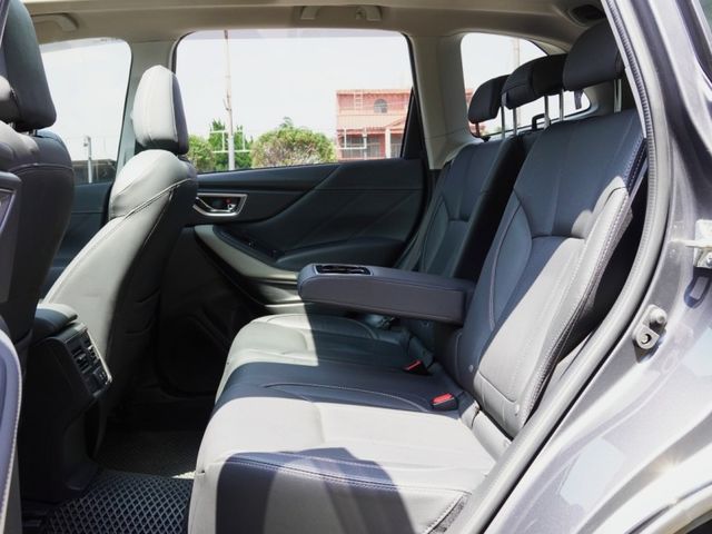 Subaru Forester  第16張相片