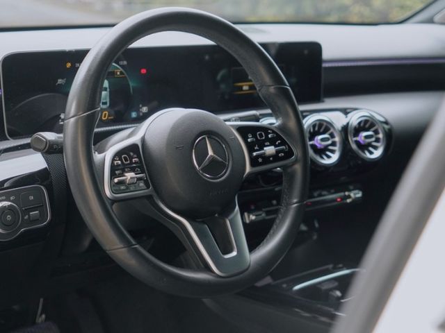Mercedes-Benz/賓士 A-CLASS  第9張相片