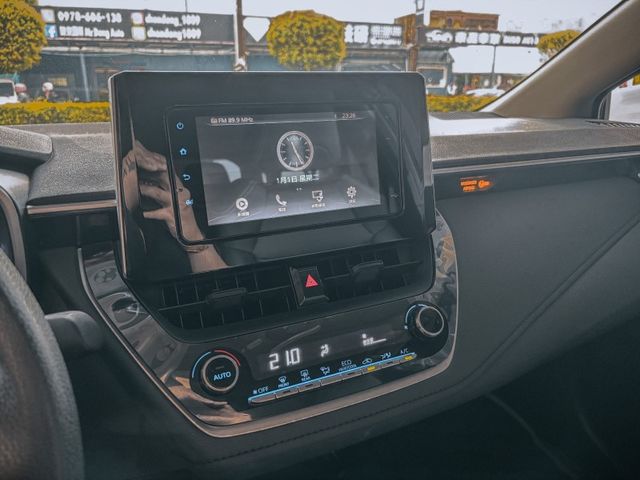 Toyota ALTIS  第6張相片