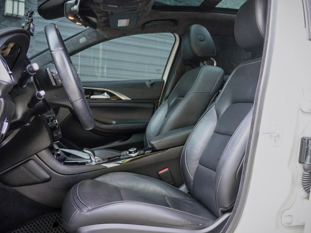 Infiniti Q30  第18張相片