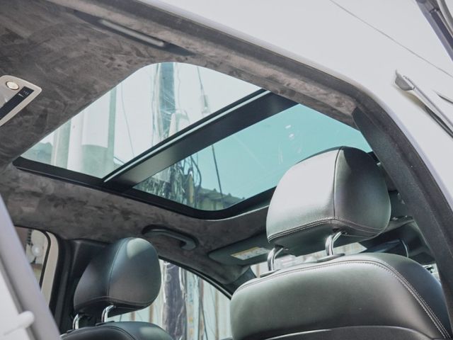 Infiniti Q30  第20張相片