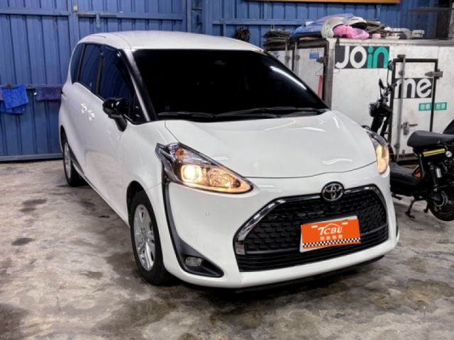 Toyota SIENTA  第1張相片