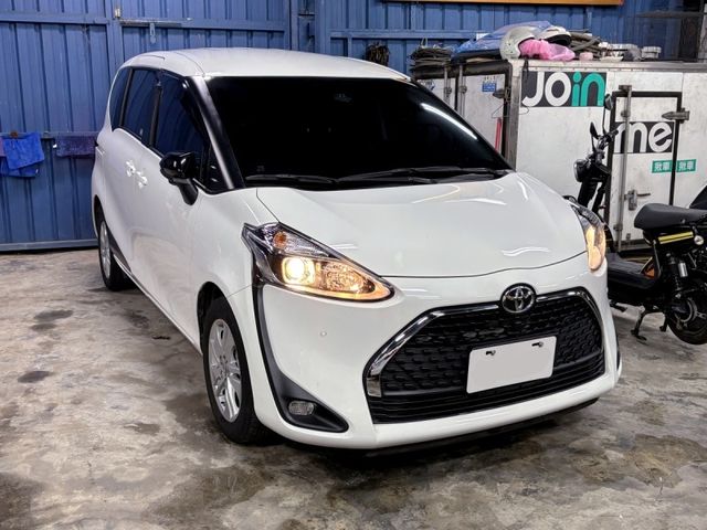 Toyota SIENTA  第2張相片