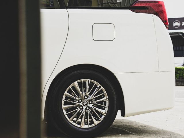 2021 Toyota Alphard 2.5 油電  第7張相片