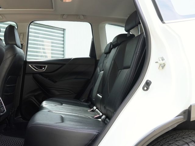 Subaru Forester  第21張相片