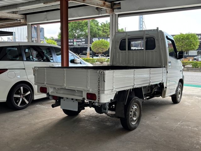 Mitsubishi Veryca  第4張相片