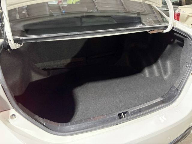 Toyota ALTIS  第3張相片