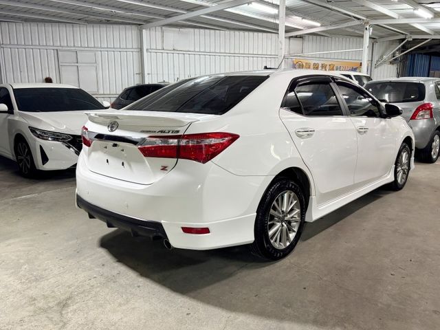 Toyota ALTIS  第7張相片