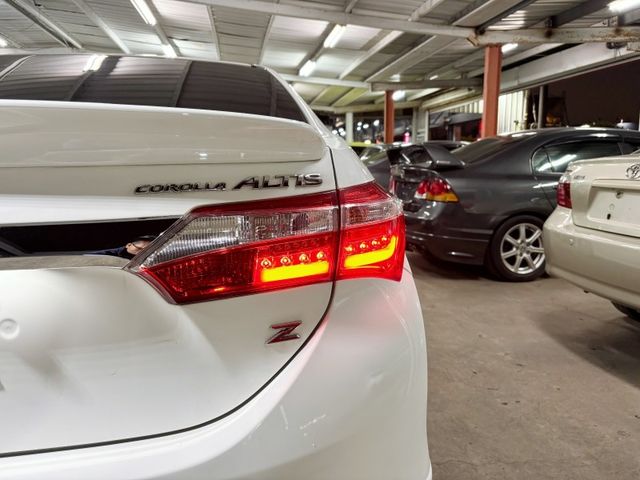 Toyota ALTIS  第10張相片