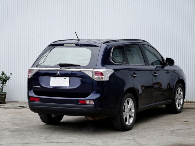 Mitsubishi Outlander  第9張相片